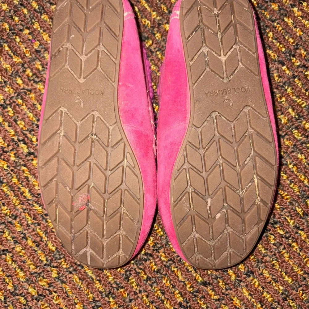Koolaburra Kids Pink Moccasins size 11 - Picture 3 of 5